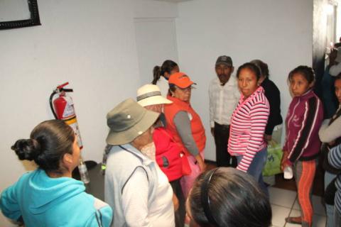 En Tenancingo no hay para pagar las despensas, pero hay para cervezas y botanas imagen 2