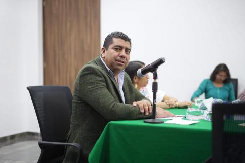 Trabaja diputado Jaciel González en reforma para eliminar comida chatarra en escuelas de Tlaxcala