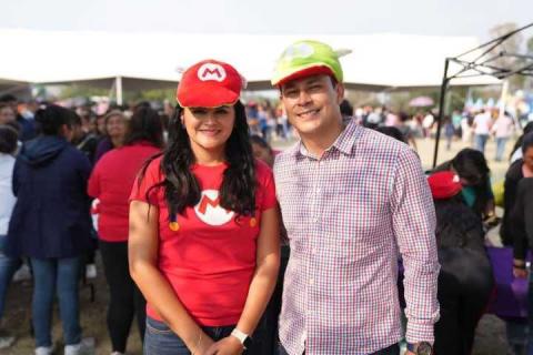 Fracasa evento del Día del Niño y de la Madre en Apetatitlán; alcalde se gana el repudio de la sociedad