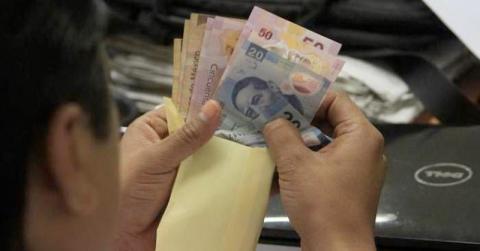 Maestros de Tlaxcala se inconforman por homologación salarial con personal de apoyo