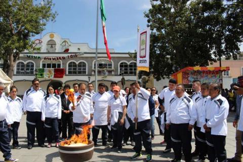 Recibe Fuego simbólico presidente municipal de Zacatelco imagen 6