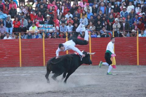 El hueyotlipense Diego Sánchez cortó una oreja imagen 2
