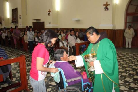 Dignifica administración de VHR papel de adultos mayores imagen 17