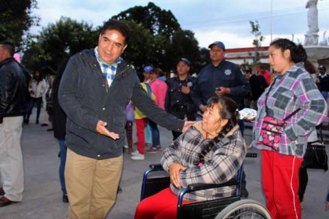 Con entrega masiva de insumos cierra actividades SMDIF Calpulalpan imagen 8