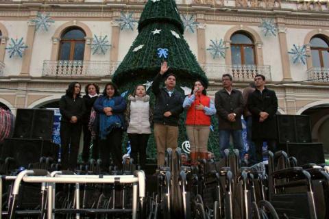 Con entrega masiva de insumos cierra actividades SMDIF Calpulalpan imagen 1