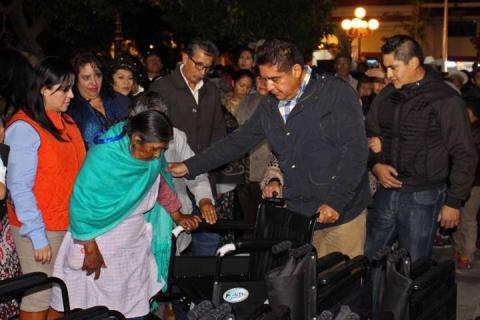 Con entrega masiva de insumos cierra actividades SMDIF Calpulalpan imagen 9