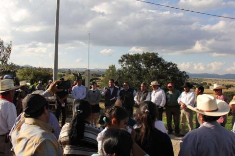 Rancherías de Calpulalpan cristalizan sueño de contar con energía eléctrica imagen 4