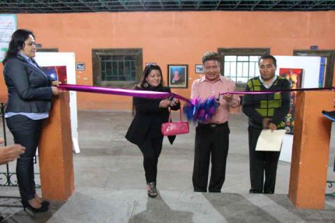 Exponen artistas visuales sus obras en la Casa de Piedra de Contla imagen 1