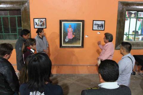 Exponen artistas visuales sus obras en la Casa de Piedra de Contla imagen 3