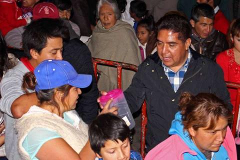 Con entrega masiva de insumos cierra actividades SMDIF Calpulalpan imagen 6