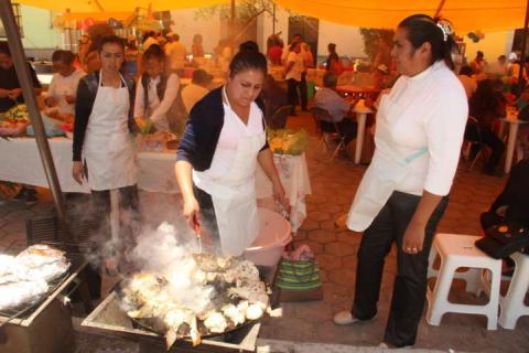La “1ra gran feria anual de la carpa” fue un éxito: Sánchez Amador imagen 5