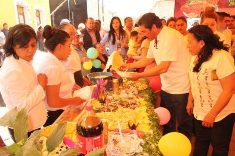 La “1ra gran feria anual de la carpa” fue un éxito: Sánchez Amador imagen 1