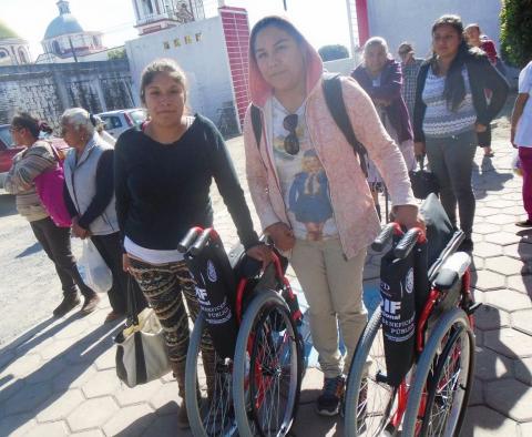 Beneficia Gobierno del Estado y SMDIF a personas con discapacidad imagen 1