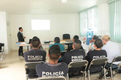 La FGR imparte temas de actualización a elementos de seguridad de Mazatecochco imagen 6
