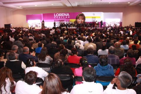Cuestiona Lorena Cuéllar la política social y económica de los gobiernos federal y estatal imagen 4