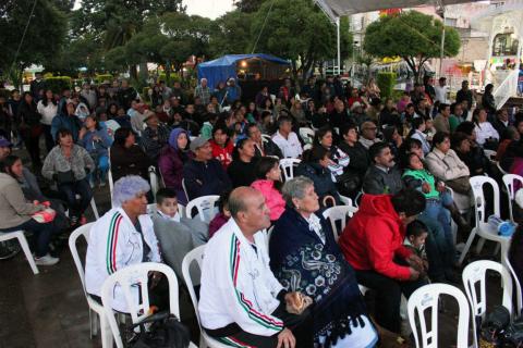 Feria “San Antonio Calpulalpan 2015” se Vive en Grande con Espectaculares Variedades en su Teatro del Pueblo imagen 3