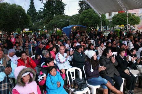 Feria “San Antonio Calpulalpan 2015” se Vive en Grande con Espectaculares Variedades en su Teatro del Pueblo imagen 2