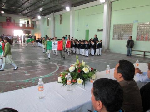 Celebran en Tetlanohcan el 194 aniversario del Día de la Bandera imagen 4