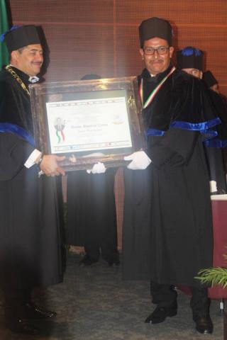 Alcalde Jaime Pérez Juárez recibe doctorado Honoris Causa imagen 3