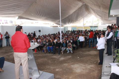 El Mandatario Estatal Inaugura obras en Tepetitla imagen 5