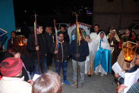 Alcalde de Teacalco impulsa las tradiciones de las posadas navideñas imagen 4