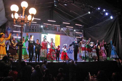 Feria “San Antonio Calpulalpan 2015” se Vive en Grande con Espectaculares Variedades en su Teatro del Pueblo imagen 8