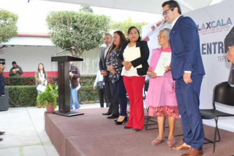 305 personas recibieron constancias por concluir cursos en Tepetitla imagen 5