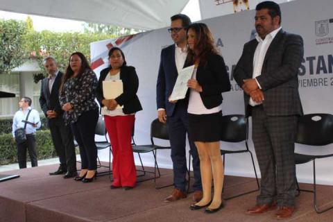 305 personas recibieron constancias por concluir cursos en Tepetitla imagen 6