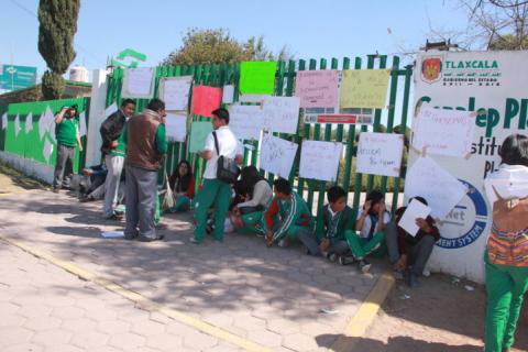 Planteles del Conalep en paro imagen 4