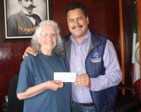 Alcalde premia a mujeres en el sorteo conmemorativo del Día de la Mujer imagen 1