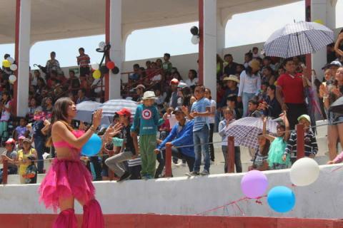 Smdif de Tetla de la Solidaridad celebró a las niñas y niños en su día imagen 2