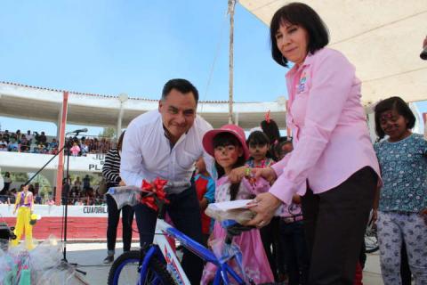 Smdif de Tetla de la Solidaridad celebró a las niñas y niños en su día imagen 3
