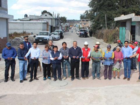 Entrega Alcalde de Huamantla obras en Xicoténcatl imagen 1