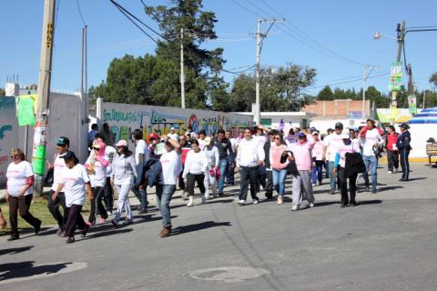 Calpulalpan se suma a la lucha contra el cáncer de mama imagen 6