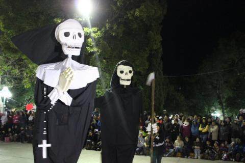 En Huamantla “La muerte también desfila” imagen 5