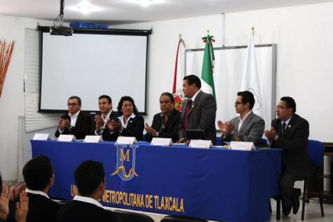 Ombudsman presenta libro "Derechos Humanos en México" en la UMT imagen 2