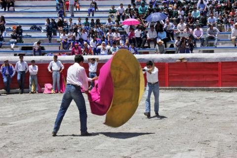 Presenta Uriel Moreno “El Zapata”, Clase Taurina en Calpulalpan imagen 6