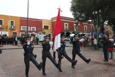 Encabeza VHR arrío de bandera en capital del Estado imagen 5