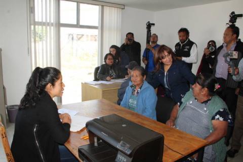 Lorena Cuéllar apertura oficinas de Bienestar para abuelitos en SPM imagen 4