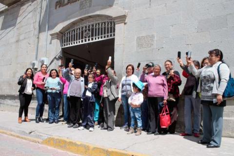 Entrega SMDIF Xaltocan anteojos a grupos vulnerables del municipio imagen 1