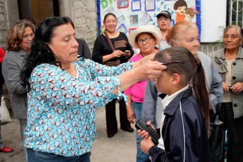 Entrega SMDIF Xaltocan anteojos a grupos vulnerables del municipio imagen 2