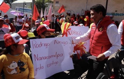 Rodrigo Cuahutle se dispara en la intención del voto rumbo al Senado