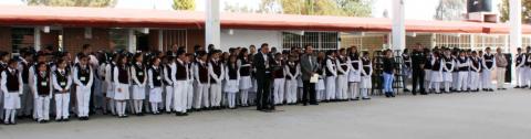 Con este mobiliario y equipo reforzamos la educación de los alumnos: alcalde imagen 2