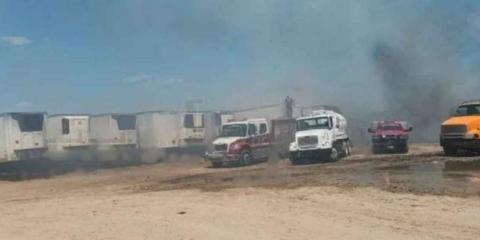 En Nuevo Laredo aparatoso inc3ndio en empresa de pollos alcalza vehículos