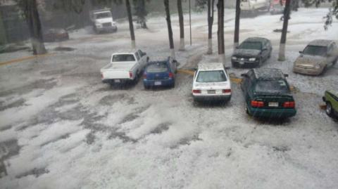 Granizada azota la capital tlaxcalteca imagen 1