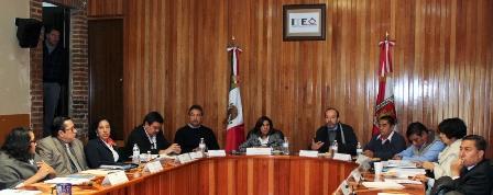Presentan a consejeros proceso de nueva distritación de Tlaxcala