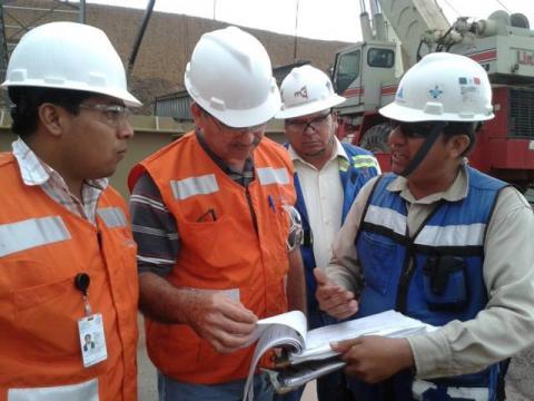 Previene STPS por falsos inspectores del trabajo imagen 1
