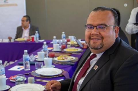 Ambición descarada, el secretario del Ayuntamiento de Apizaco ya le urge ser presidente