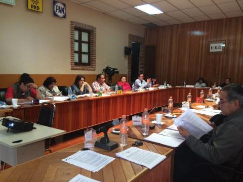 Aprueban exhorto para que ciudadanos eviten uso de celulares imagen 1