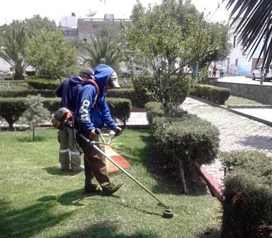 En marcha programa de embellecimiento de parques imagen 1
